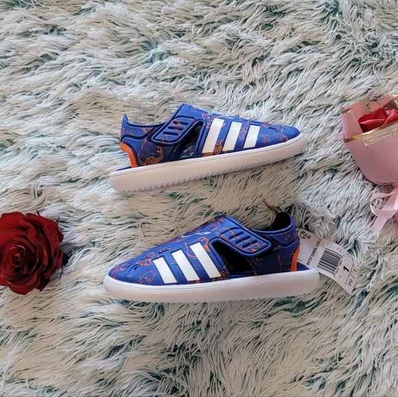 Adidas x Disney Finding Nemo and Dory Closed Toe Water Sandal - Picture 2 of 5